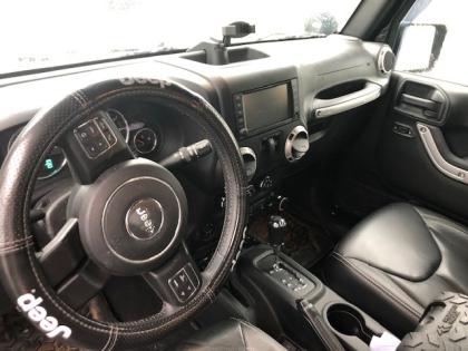 Jeep WRANGLER JK 2 DOORS SAHARA 2,8 DIESEL 200 CV BÔITE AUTOMATIQUE