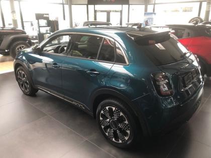 Fiat&nbsp;600 Mild-Hybrid&nbsp;La Prima  1,2 Benzin - ehybrid  145 PS mit Automat